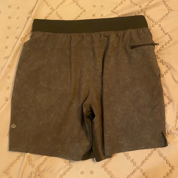 Lululemon Zeroed In Linerless Short 7" - Picture 4 of 5